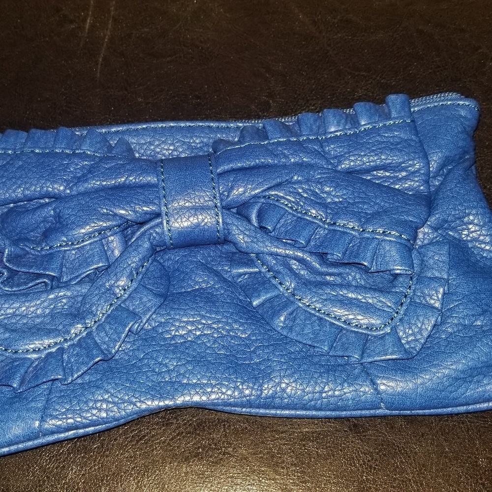 women's wristlet purse